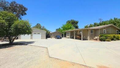 Building Photo - 4bed 2bath 3 car garage and Rv Boat Parking- Gorgeous Single Story House