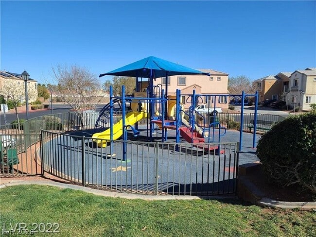 Building Photo - 6045 Aripeka St