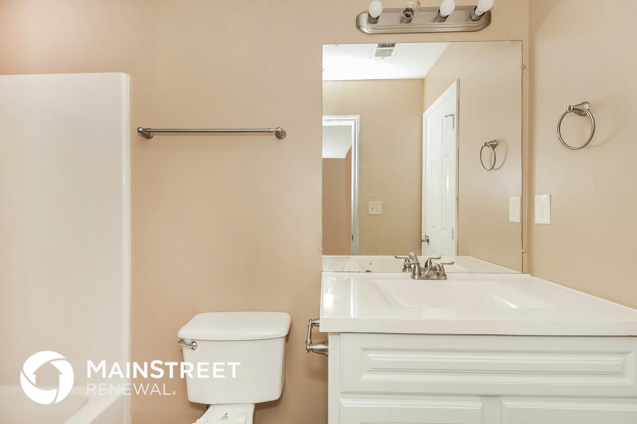 Building Photo - 55 Jennifer Ln