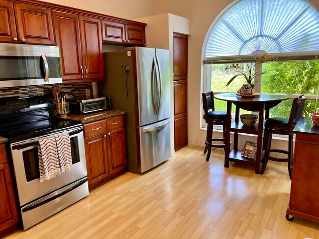 Building Photo - 602 Sabal Palm Ln