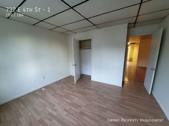 Building Photo - 1st Floor: 1 Bedroom/1 Bathroom Apartment ...