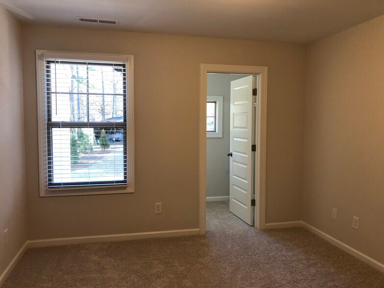 Building Photo - 8019 Windthorn Pl