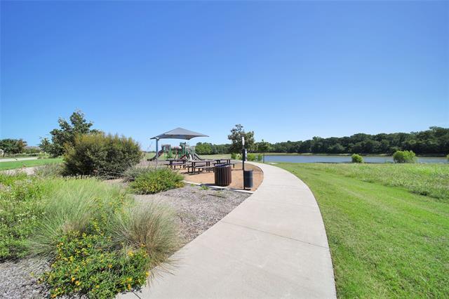 Building Photo - 1004 Chambers Creek Cv