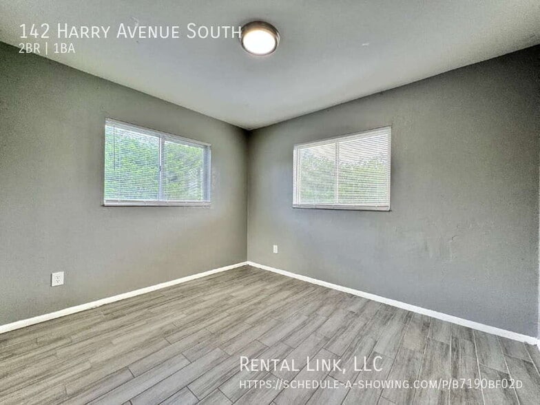 Building Photo - 142 Harry Ave S