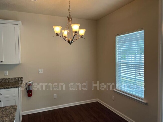 Building Photo - 1003 Joiner Cir