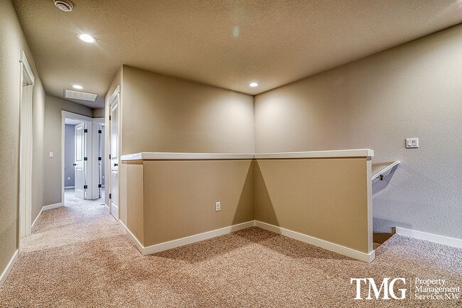 Building Photo - New Construction 3 Bed 2.5 Bath Townhome i...