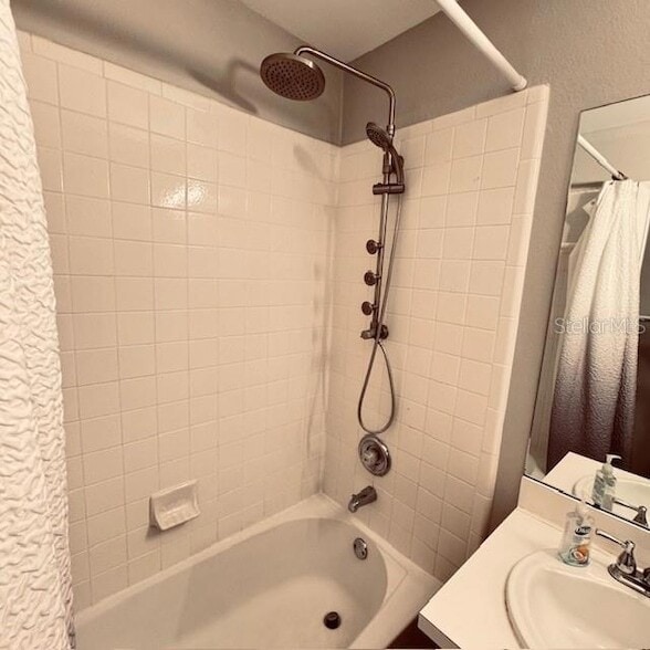 Building Photo - 721 Kensington Lake Cir