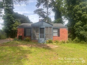 Building Photo - 89 Springbrook-