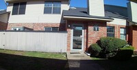 Building Photo - 3636 Greenacres Place Dr