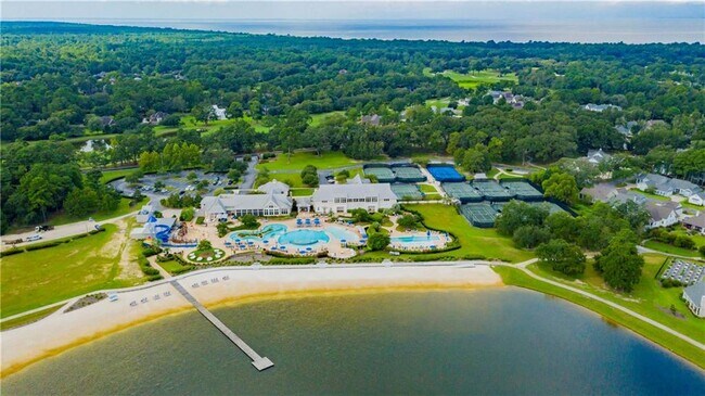 Building Photo - 18269 Colony Dr Dr