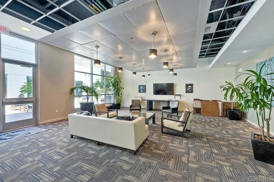 Building Photo - 206 Park Blvd