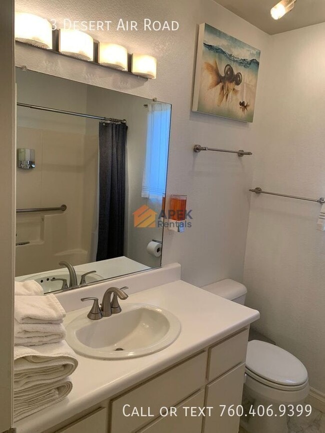 Building Photo - 61493 Desert Air Rd