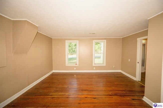 Building Photo - 5113 Rineyville Rd