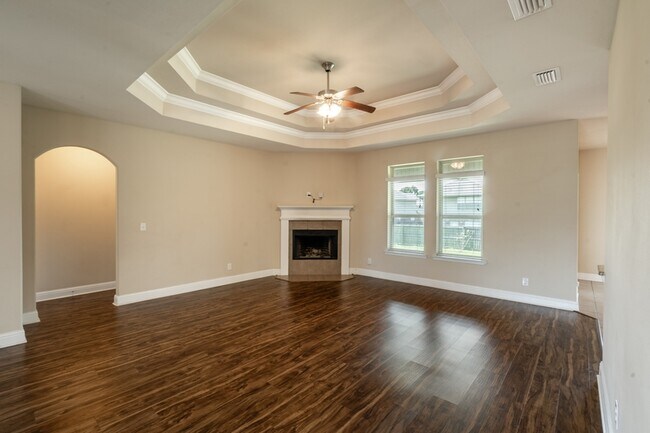 Building Photo - 8095 Vane Ct