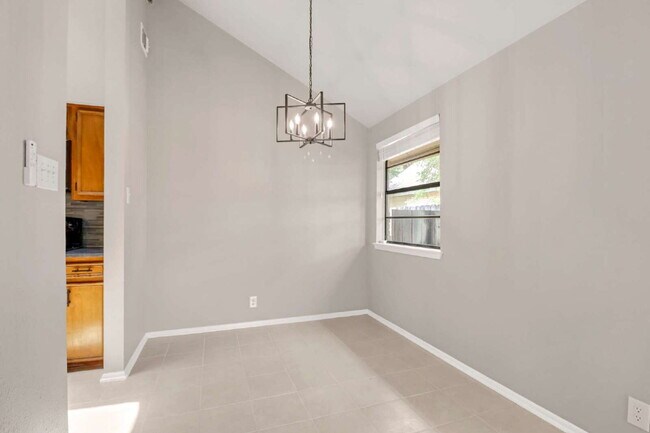 Building Photo - 14216 Indian Woods