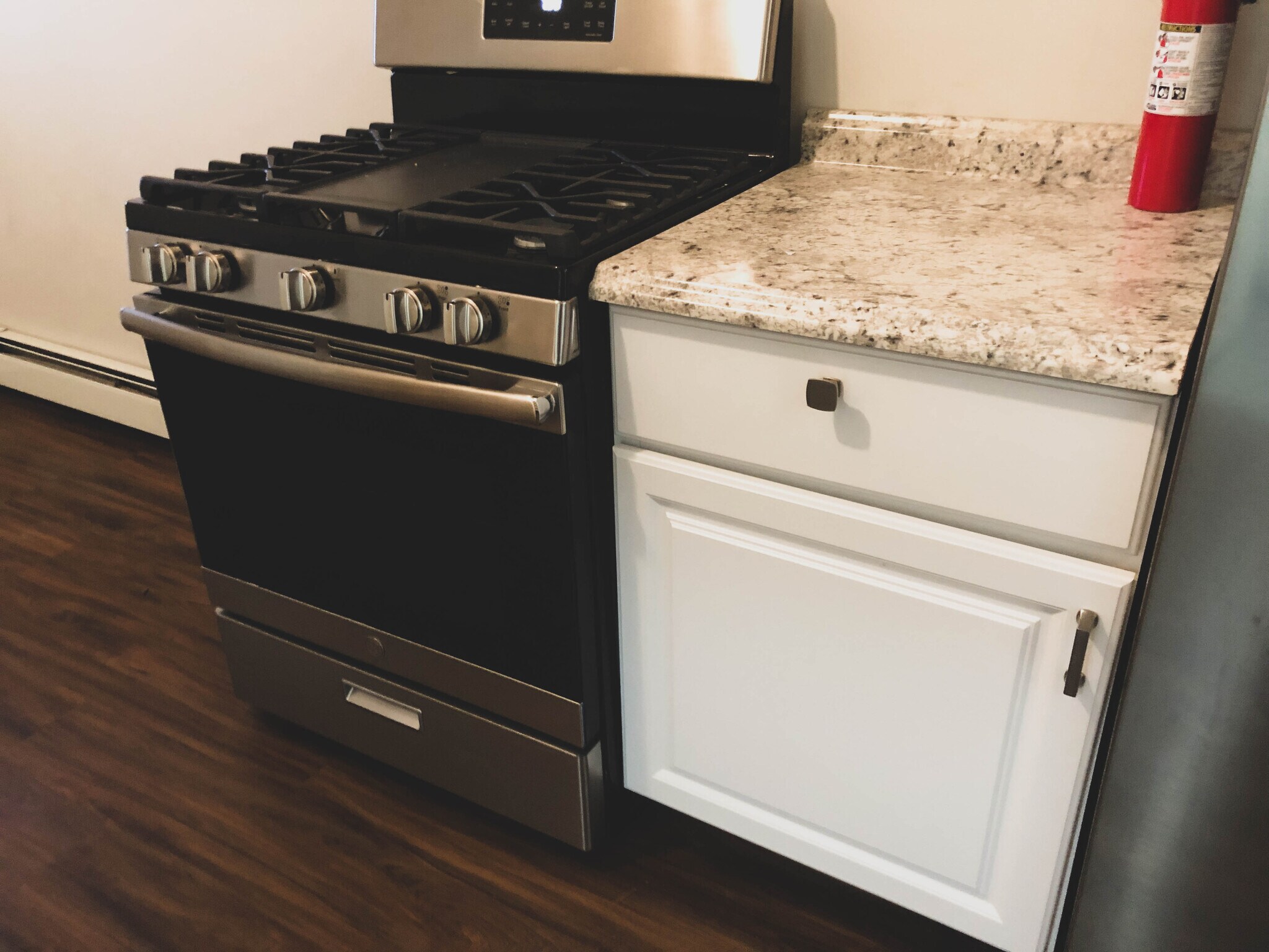 Kitchen 2k - 33 Tingley St
