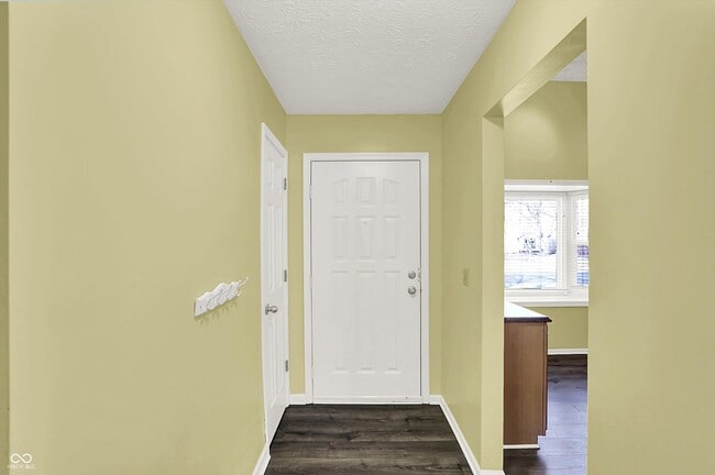 Building Photo - 10730 Pimlico Cir