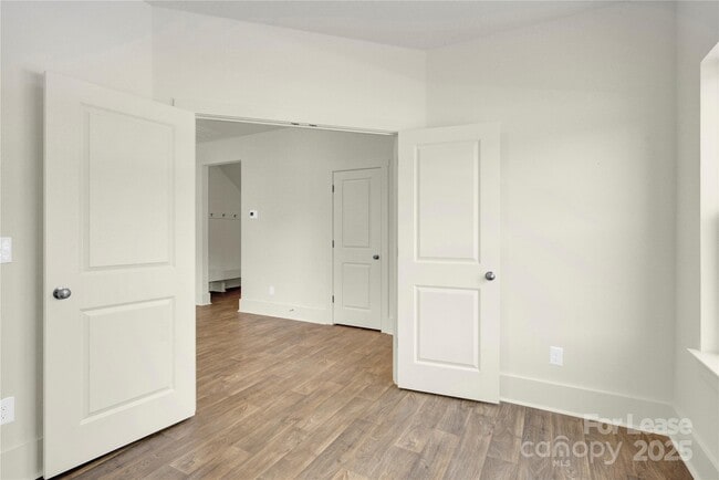 Building Photo - 207 Aspire Cir