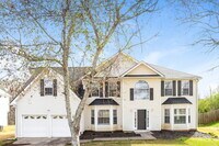 Building Photo - 2244 Waters Run