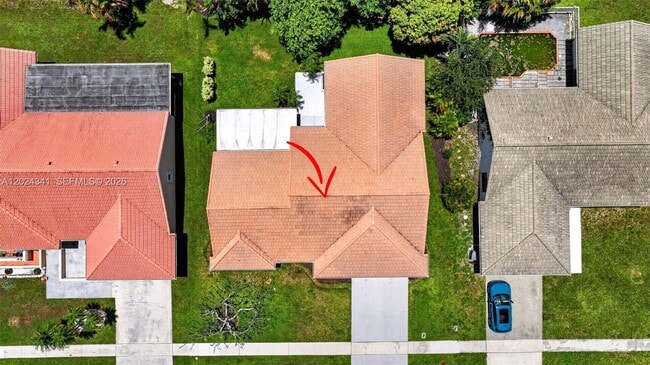 Building Photo - 9654 Sun Pointe Dr