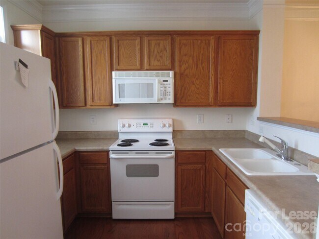 Building Photo - 216 Welton Way