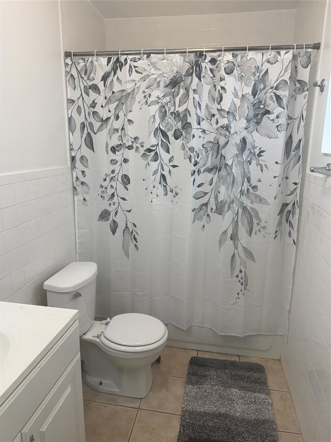 Building Photo - 1107 NW 4th Ave