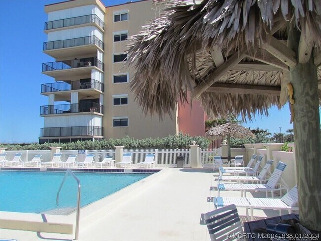 Building Photo - 10102 S Ocean Dr