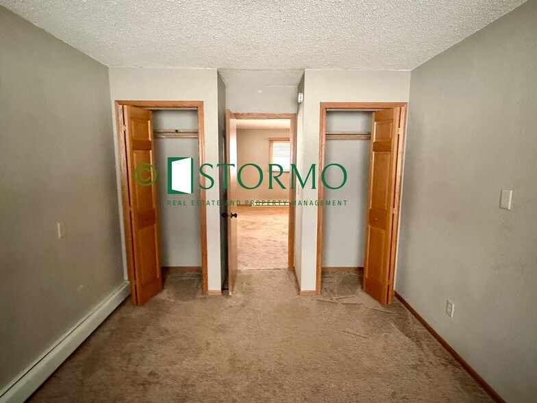 Building Photo - 519 14th St S