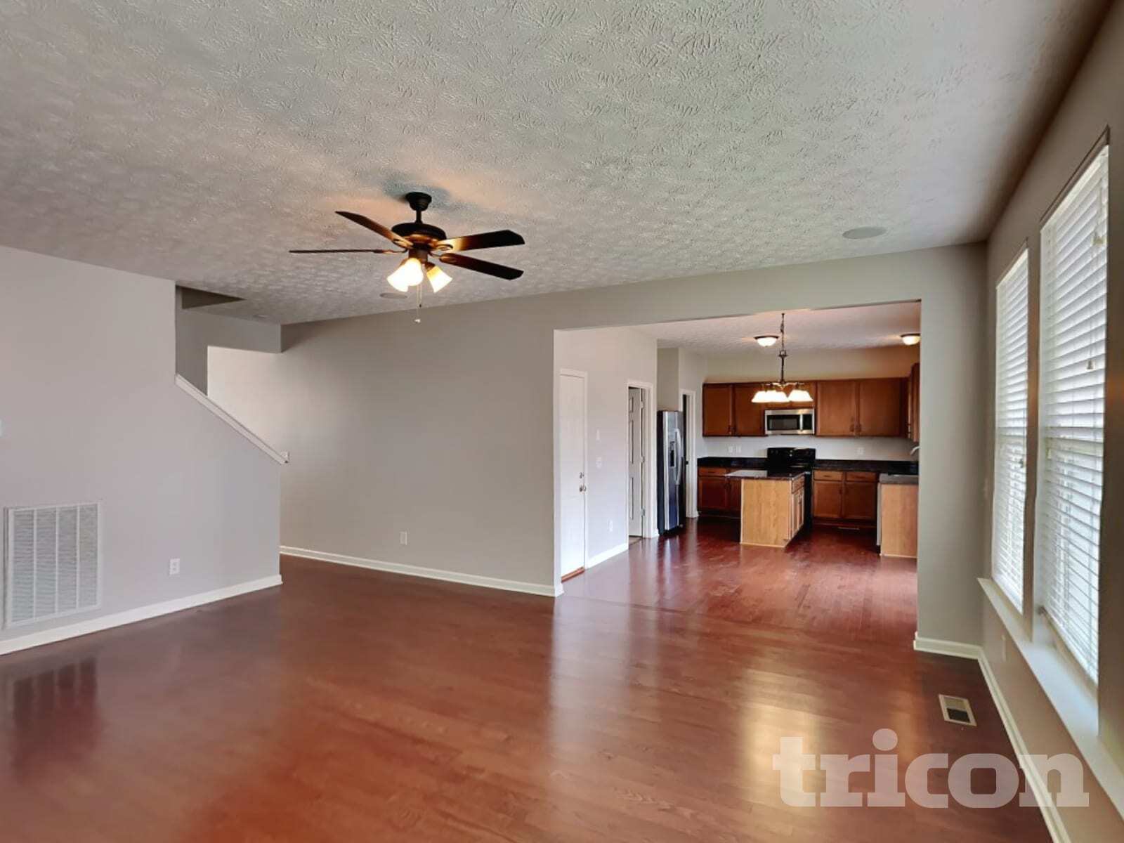 Building Photo - 6429 Sunnywood Dr