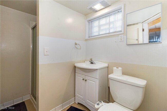 Building Photo - 2084 Wascana Ave
