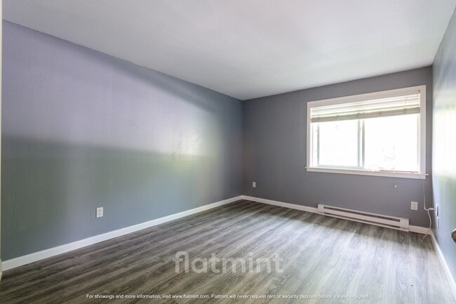 Building Photo - 12636 100th Ln NE