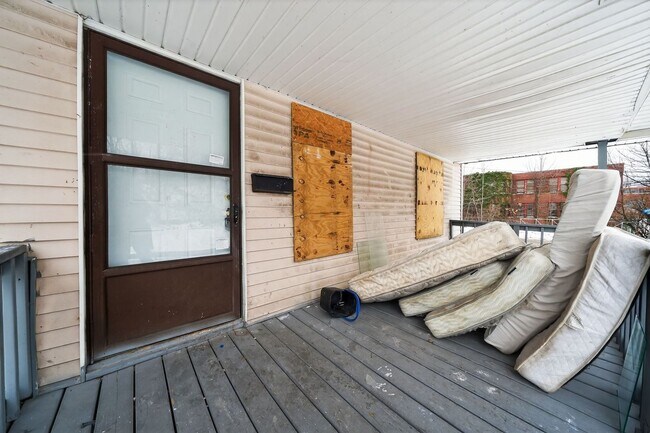 Building Photo - Charming 3BR House in Cleveland