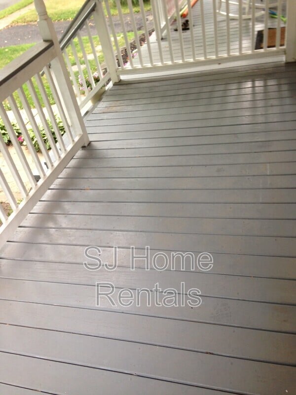 Building Photo - 302 Delaware Ave