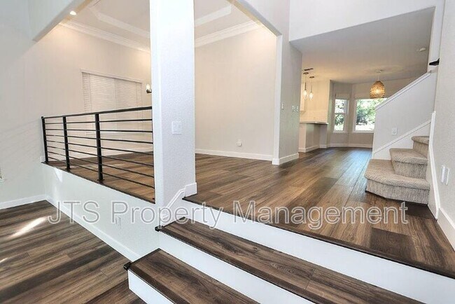 Building Photo - 2696 Prestwick Dr