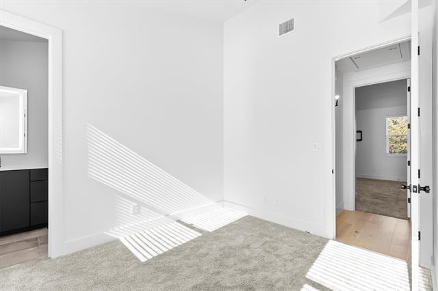 Building Photo - 1147 N Madison Ave