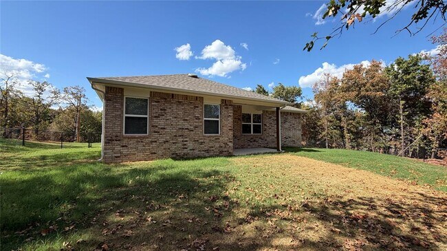 Building Photo - 17630 Blackhawk Ct