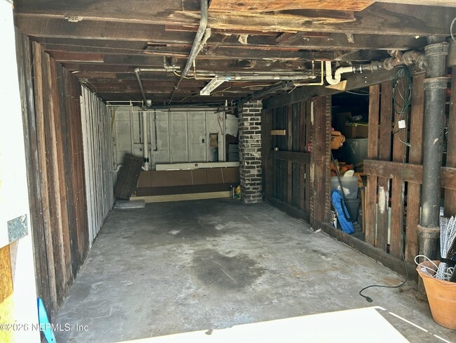 Building Photo - 1556 Dancy St