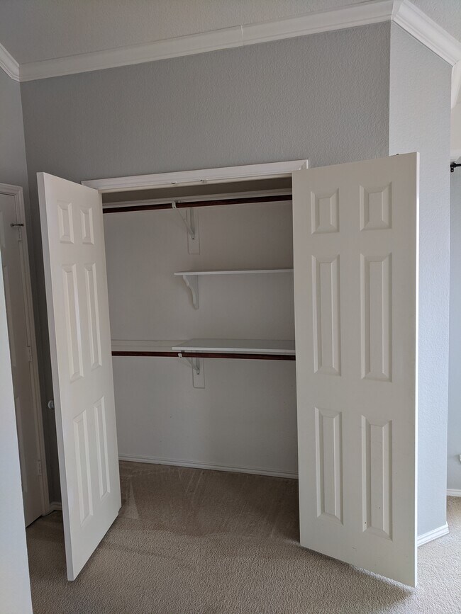 Building Photo - 5016 Springflower Dr