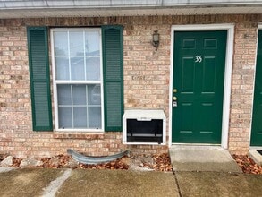 Building Photo - 1BR 1BA Apartment at Venture Point Apt. *Water Included*