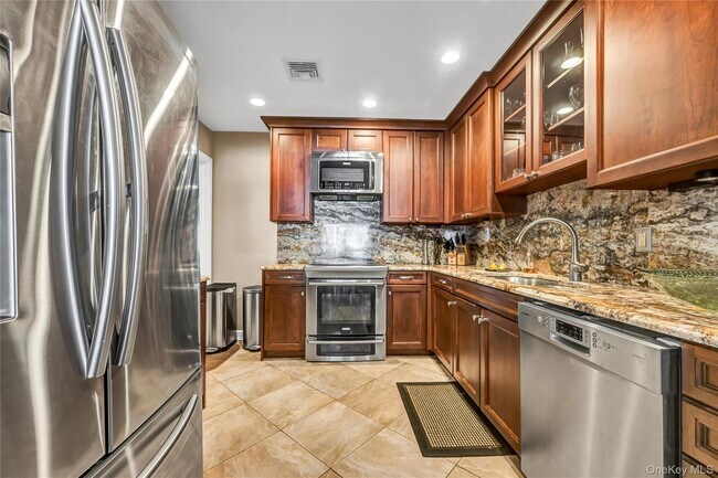 Building Photo - 8 Fawn Ridge