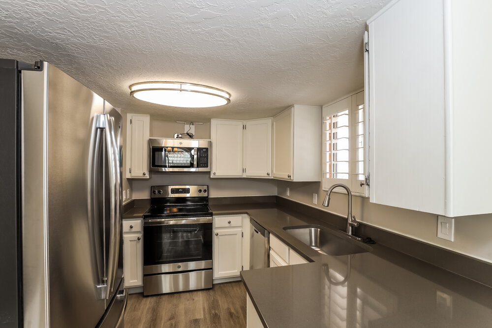 Building Photo - 6873 S 3235 W