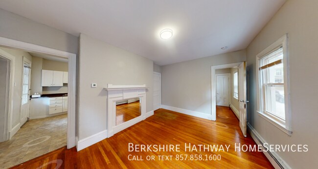 Building Photo - 60 Dana St