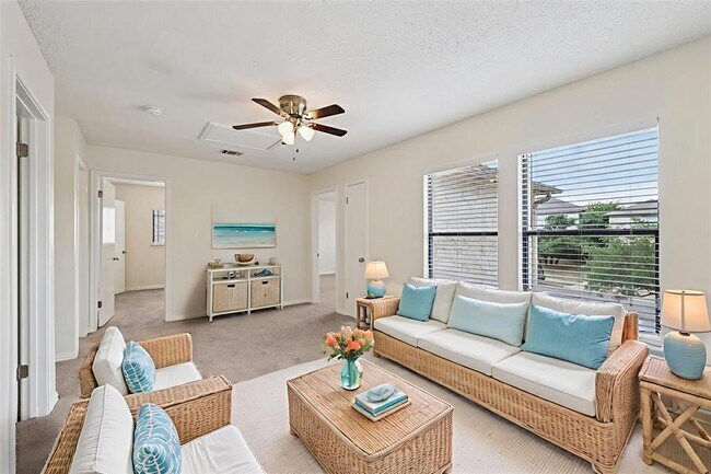 Building Photo - 2703 Vinson Ct