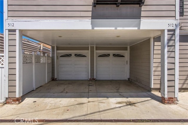 Building Photo - 512 35th St