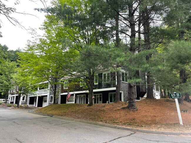 Building Photo - 110 Songbird Ln