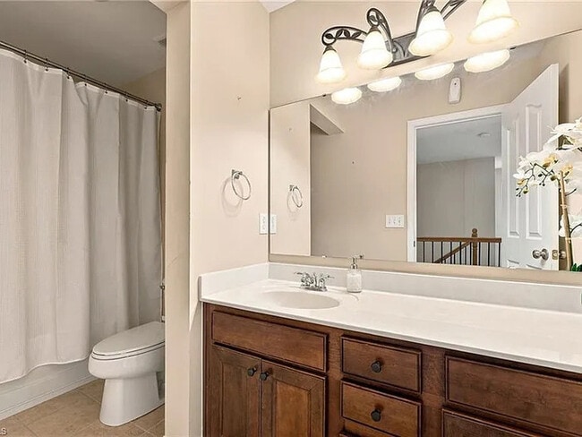 Building Photo - Lease OR Lease to Own