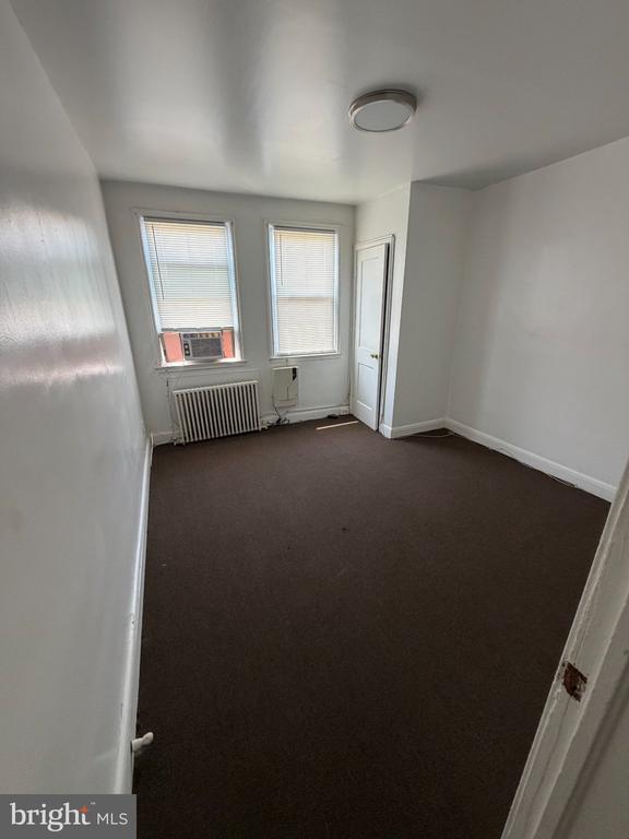 Building Photo - 2936 Yorkway