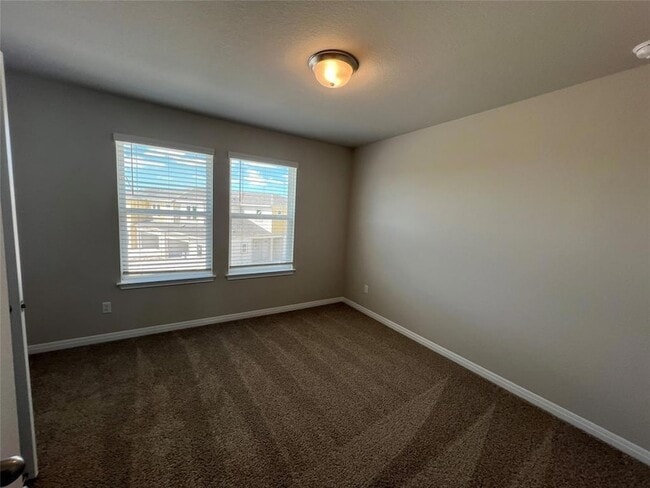 Building Photo - 1850 Settlers Glen Dr