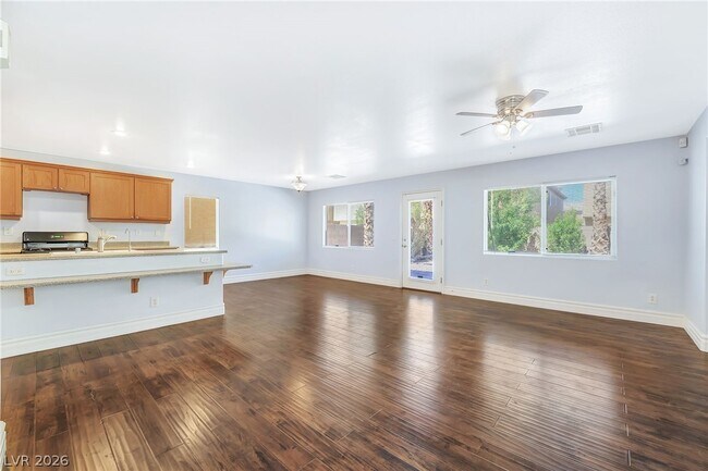Building Photo - 367 Dogleg Dr
