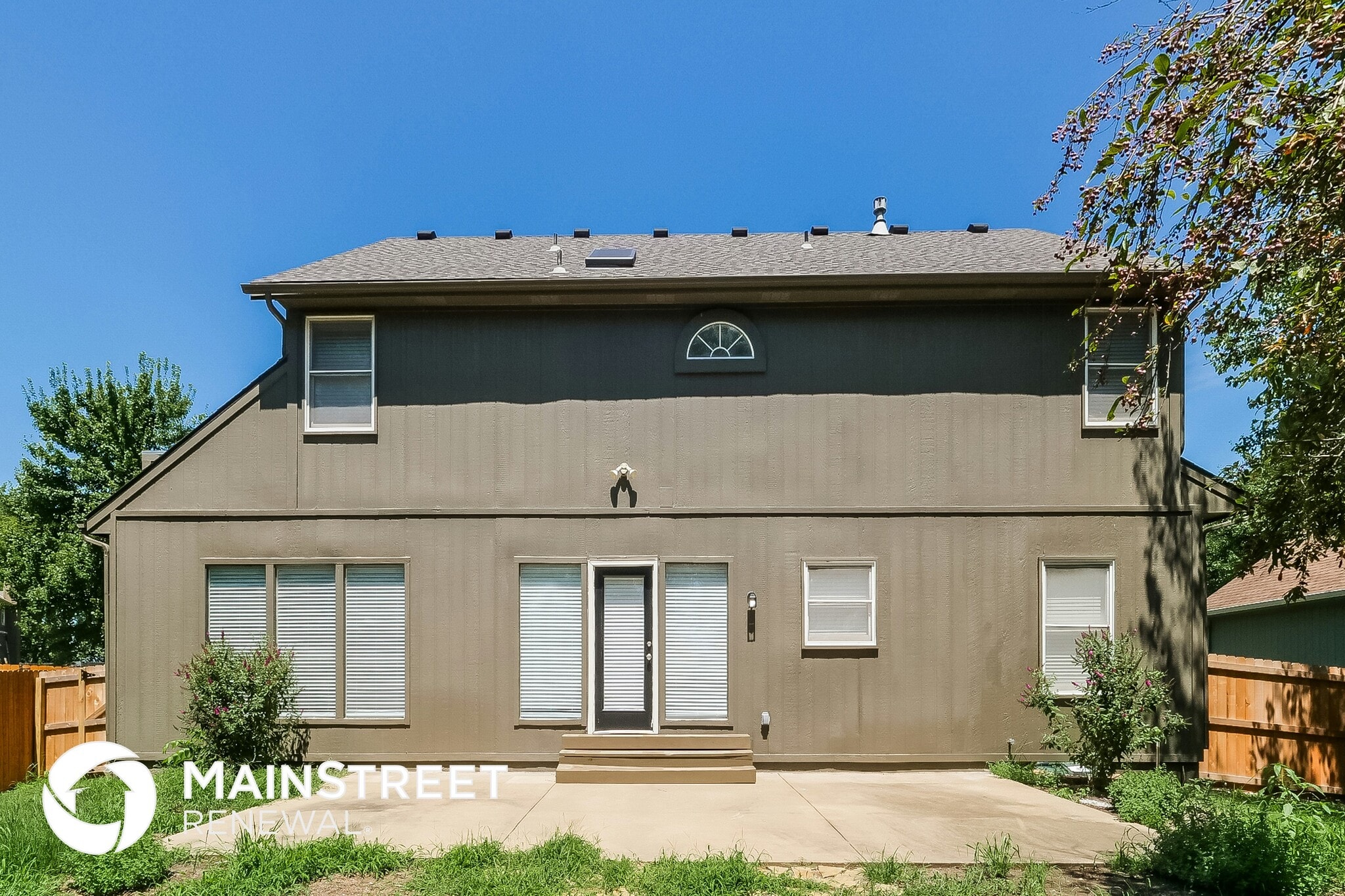 Building Photo - 6603 W 156th St